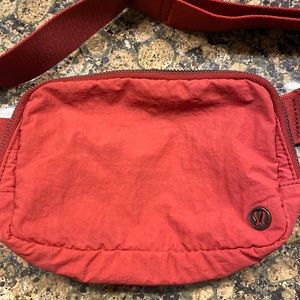 Lululemon Belt Bag *see description